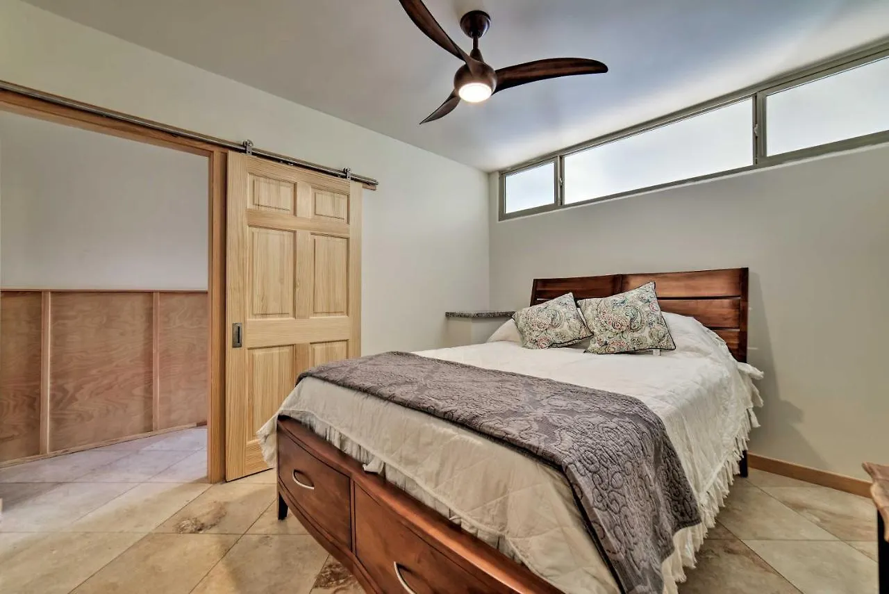 Apartment Condo With Lanai At Beginning Of Road To Hana! Paia
